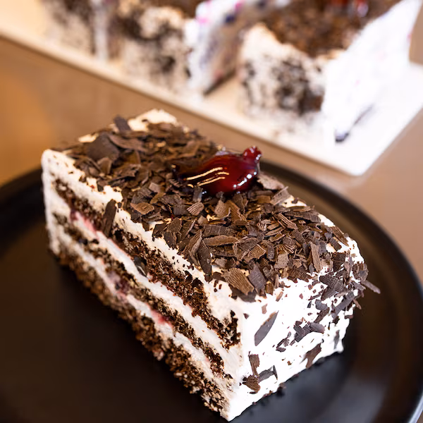 Black Forest Cake Veg Regular